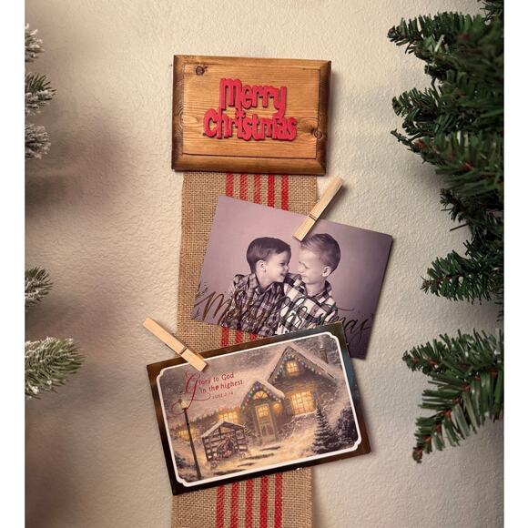 Merry Christmas Holiday Card Holder Wooden Topper Burlap Ribbon - Picture 1 of 4